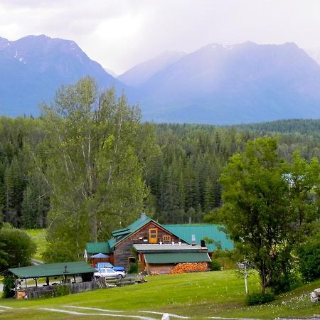 Blaeberry Mountain Lodge Golden Eksteriør billede